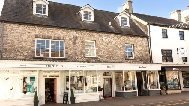 Shop in Cowbridge - Stwff - stuff 