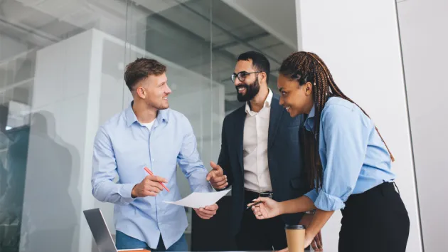 group of employees having a discussion 