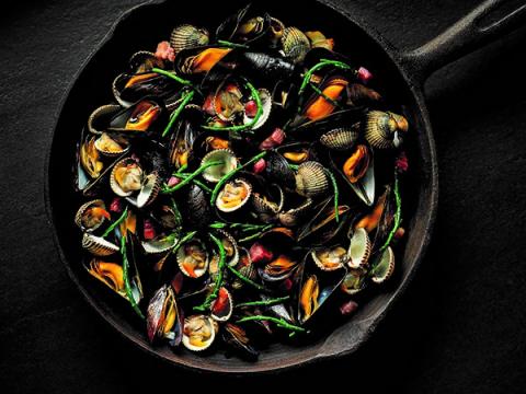 Welsh cockles mussels, bacon
