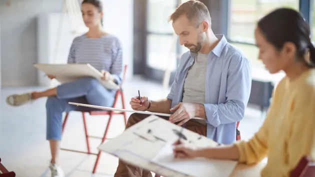 Adult learners - art and crafts 