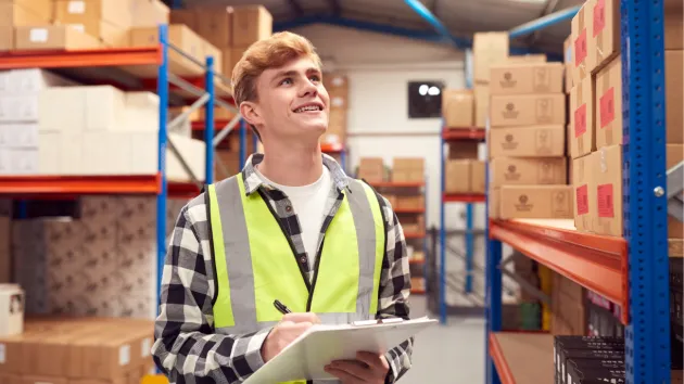 factory worker - trainee 