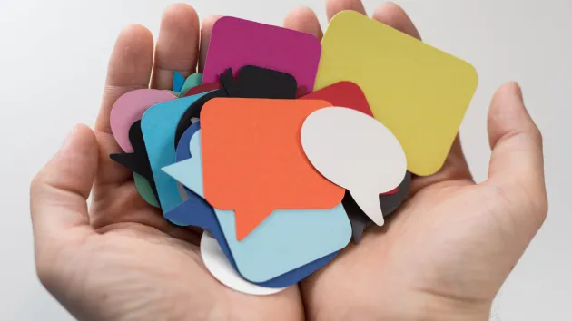 speech bubbles - conversation 