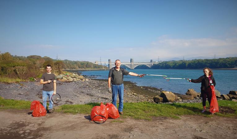 Menai Strait clean-up